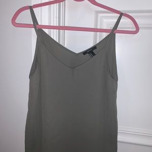 ⭐️⭐️grey/ green blouse🌟🌟